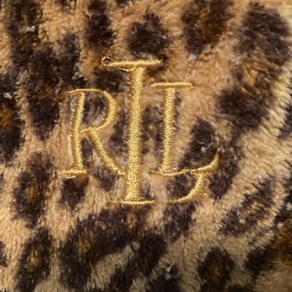 Leopard Print Women's Robe - Picture 3 of 6